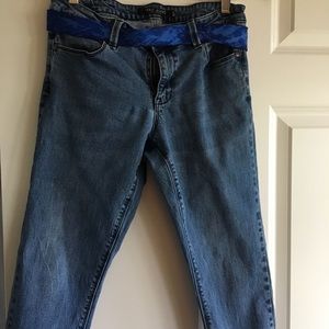 Ladies crop jeans
